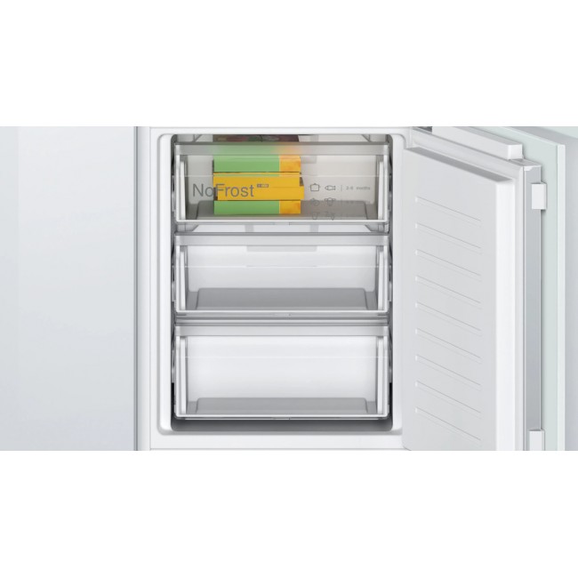 Series 2 Built-in fridge-freezer with freezer at bottom 177.2 x 54.1 cm flat hinge
