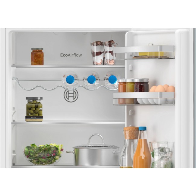 Series 4 Built-in fridge-freezer with freezer at bottom 177.2 x 54.1 cm sliding hinge