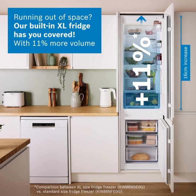 Series 2 Built-in fridge-freezer with freezer at bottom 193.5 x 54.1 cm sliding hinge