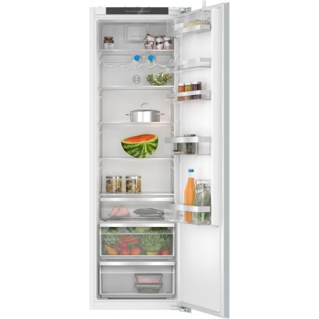 Series 6 Built-in fridge 177.2 x 55.8 cm soft close flat hinge
