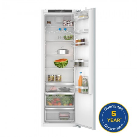 Series 6 Built-in fridge 177.2 x 55.8 cm soft close flat hinge