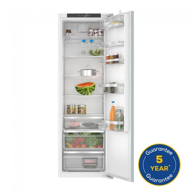 Series 6 Built-in fridge 177.2 x 55.8 cm soft close flat hinge
