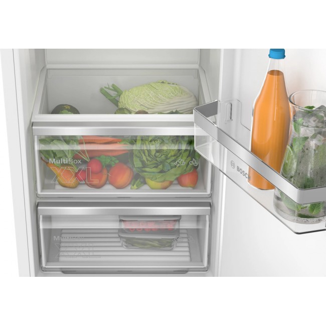 Series 4 Built-in fridge 177.2 x 54.1 cm flat hinge