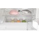 Series 4 Built-under fridge 82 x 59.8 cm flat hinge