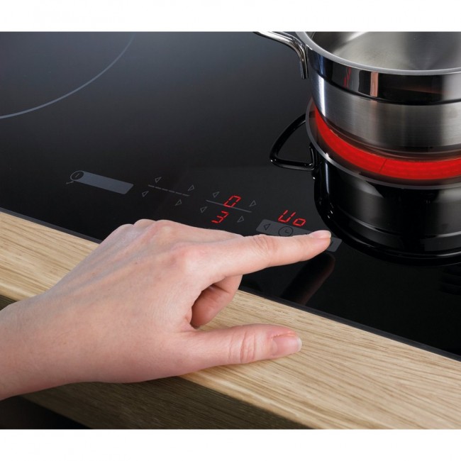 Hisense E6431C 59.5cm Ceramic Hob - Black