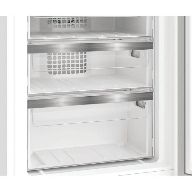 Hotpoint HPKH 1262B4 UK Integrated No Frost 50/50 Fridge Freezer