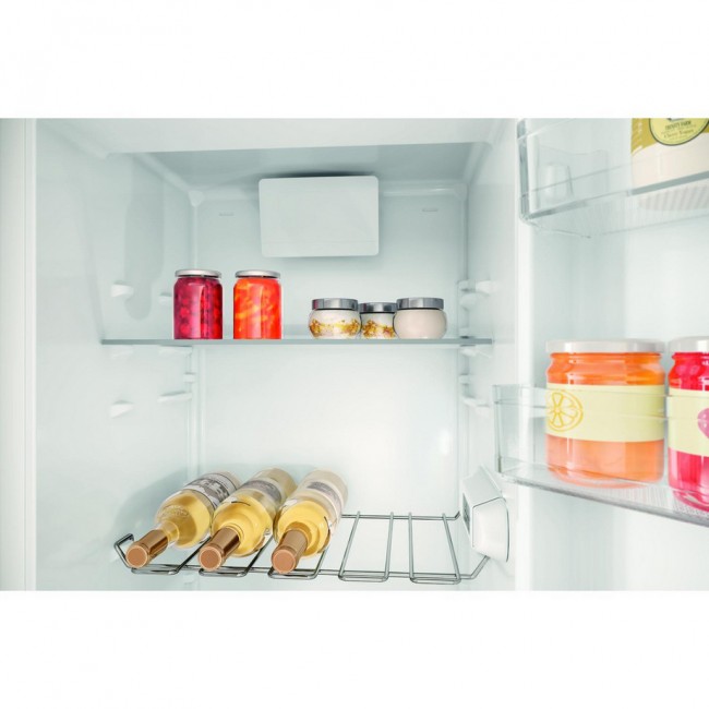Hotpoint HTSD18A011A1 54cm Integrated Low Frost Tall Larder Fridge